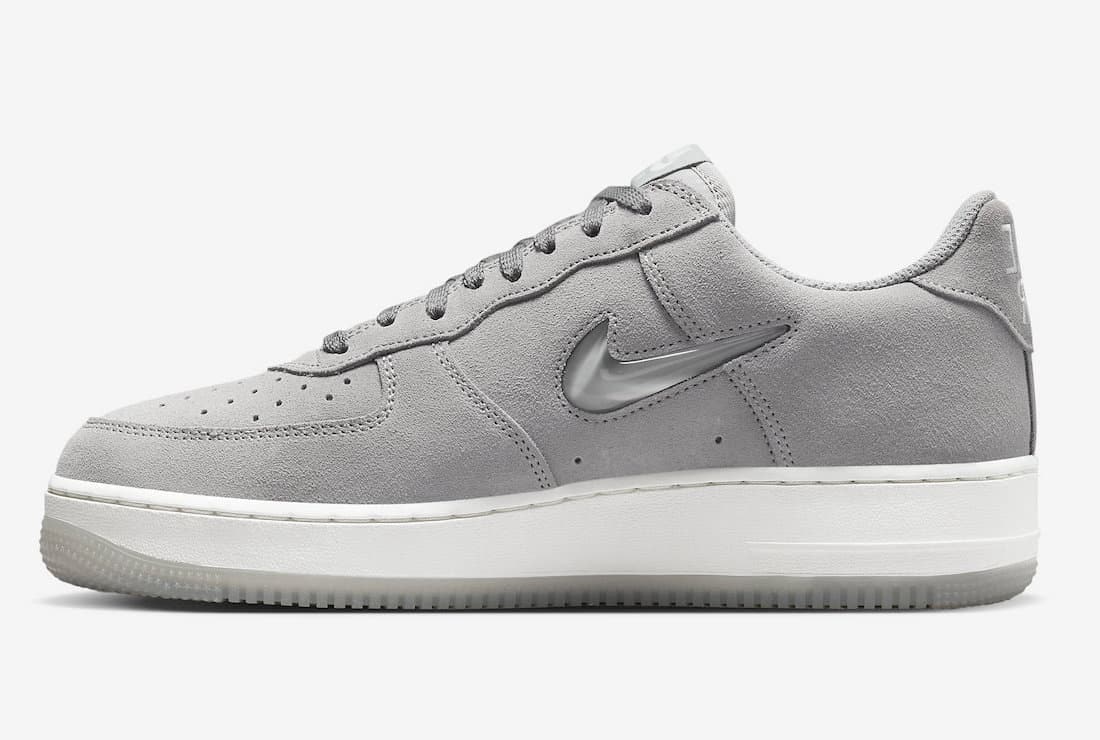 Nike Air Force 1 Low Retro "Light Smoke Grey"