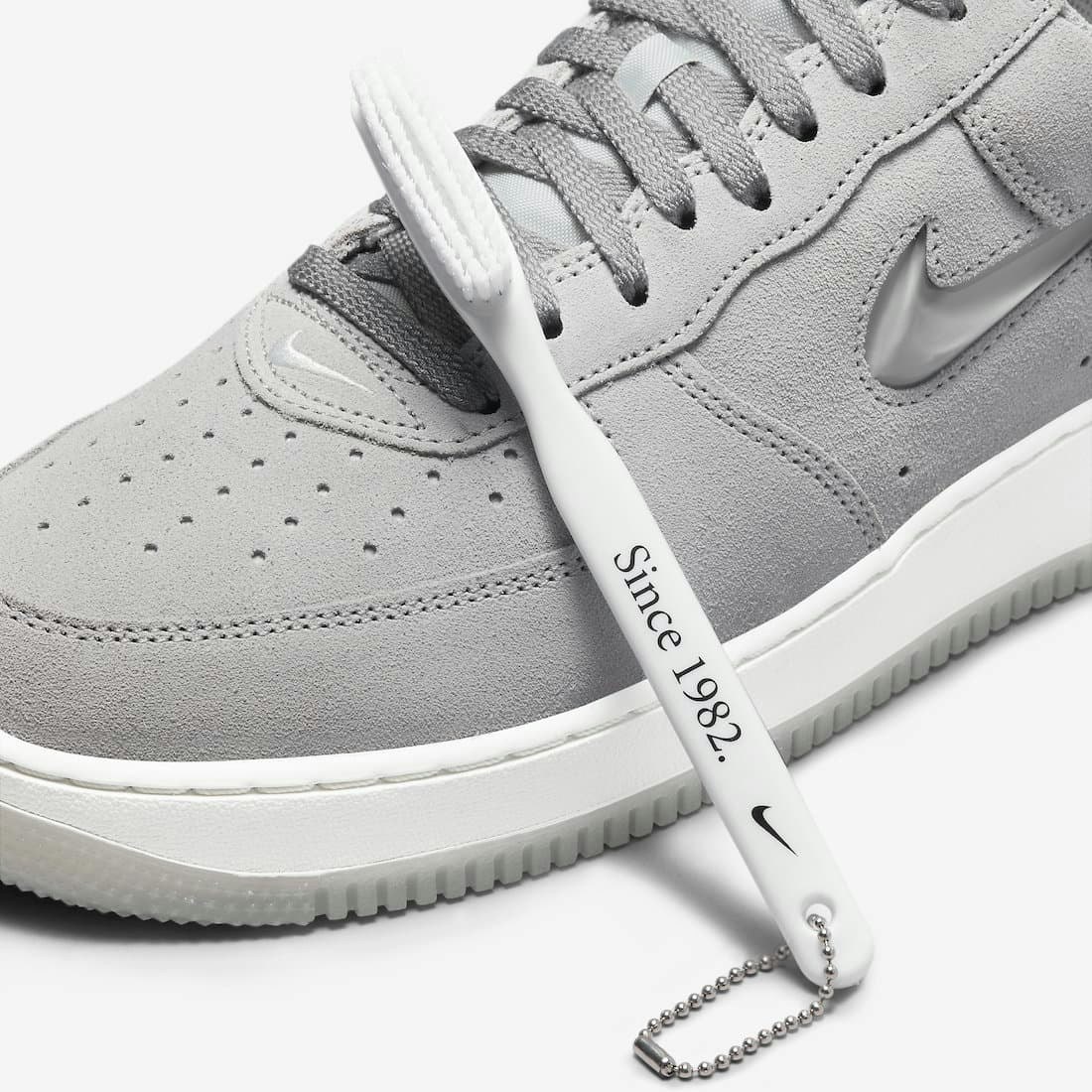 Nike Air Force 1 Low Retro "Light Smoke Grey"