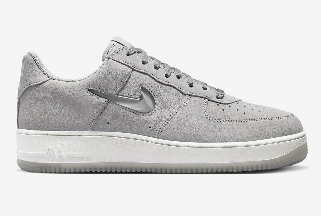 Nike Air Force 1 Low Retro "Light Smoke Grey"