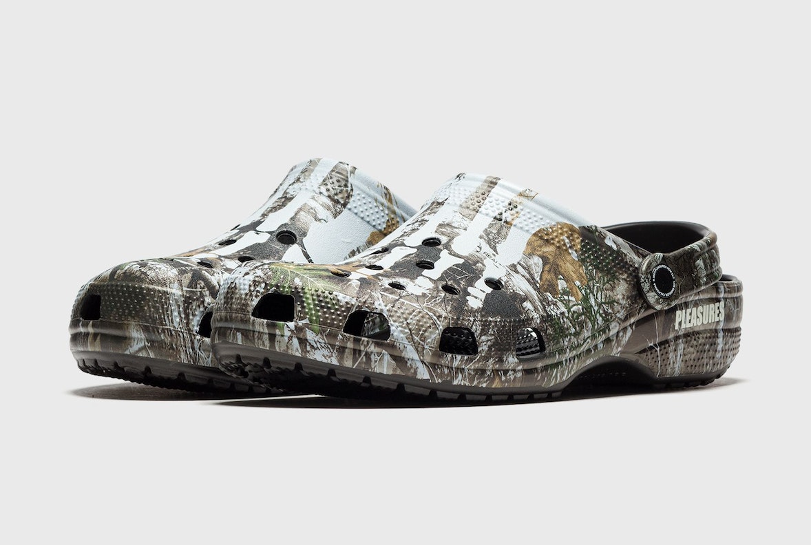 Pleasures x Crocs Classic Clog "Camo"