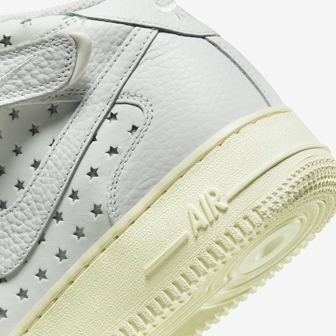 Nike Air Force 1 Mid "Star-Shaped"