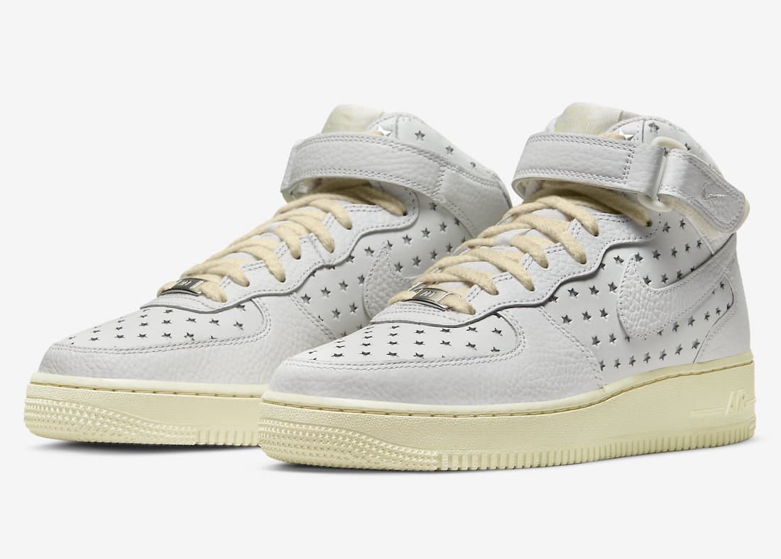 star nike air force ones