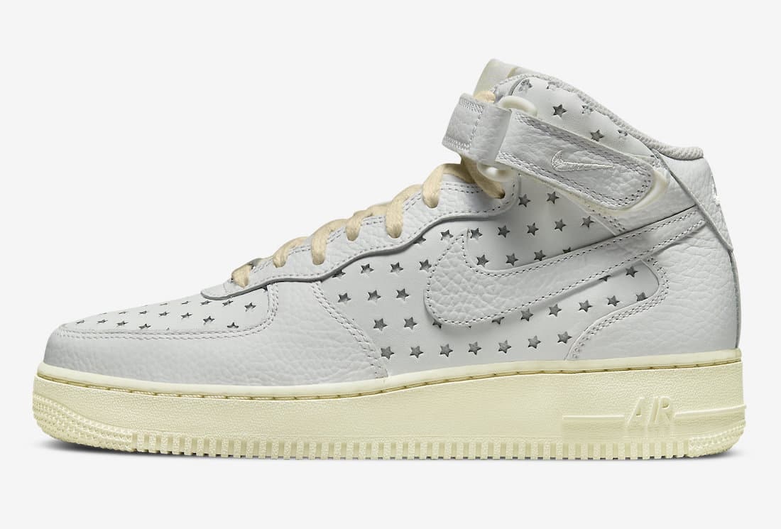 Nike Air Force 1 Mid "Star-Shaped"