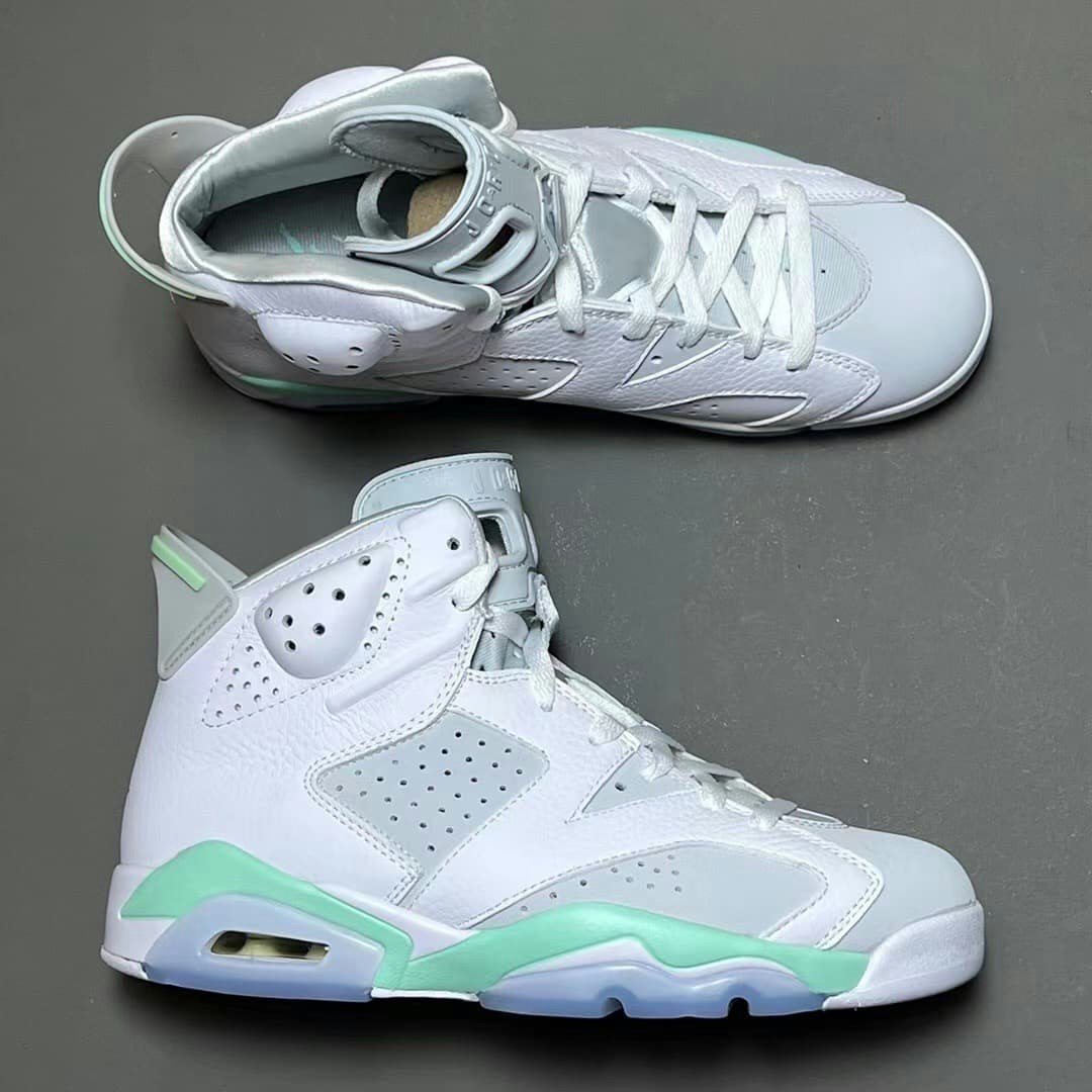 Air Jordan 6 "Mint Foam" 