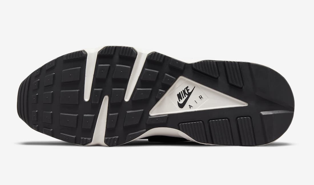 Nike Air Huarache “Off Noir”