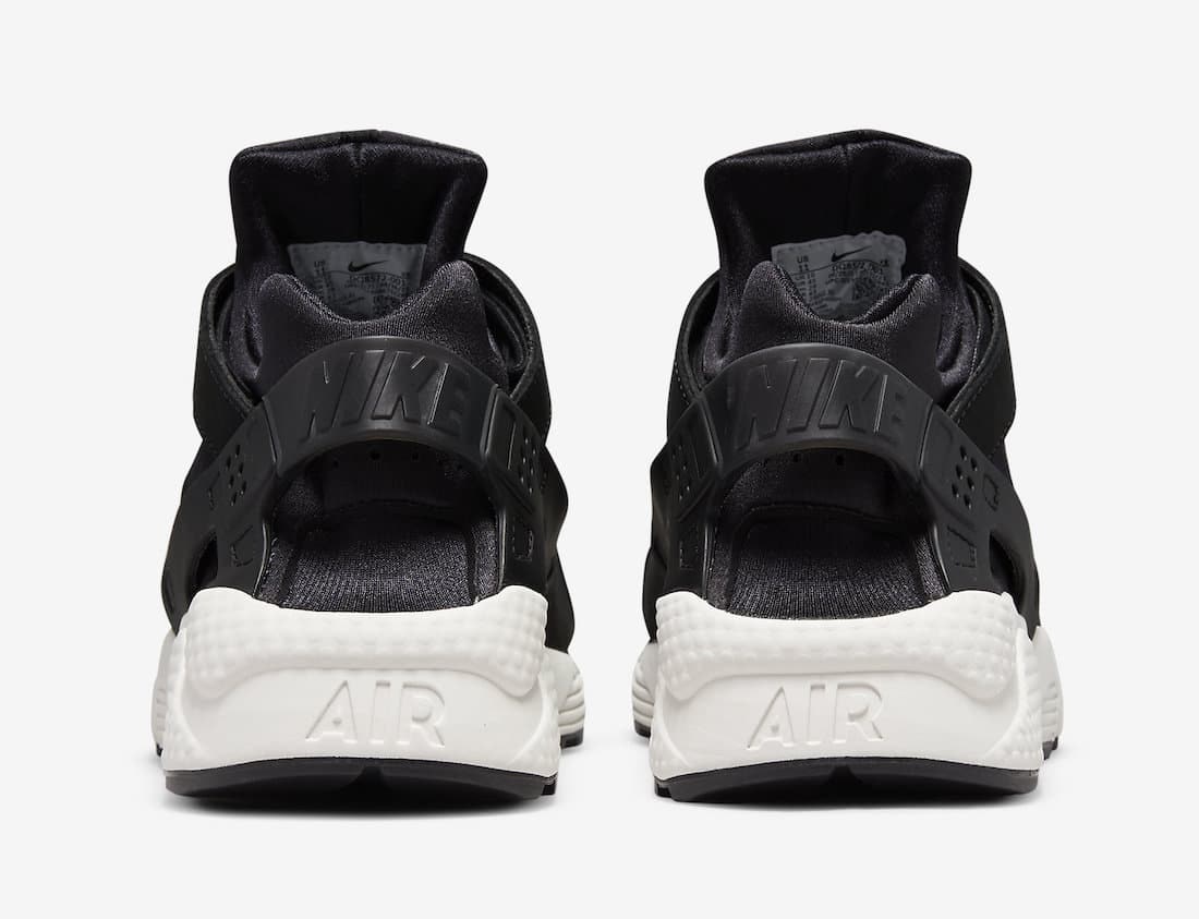 Nike Air Huarache “Off Noir”