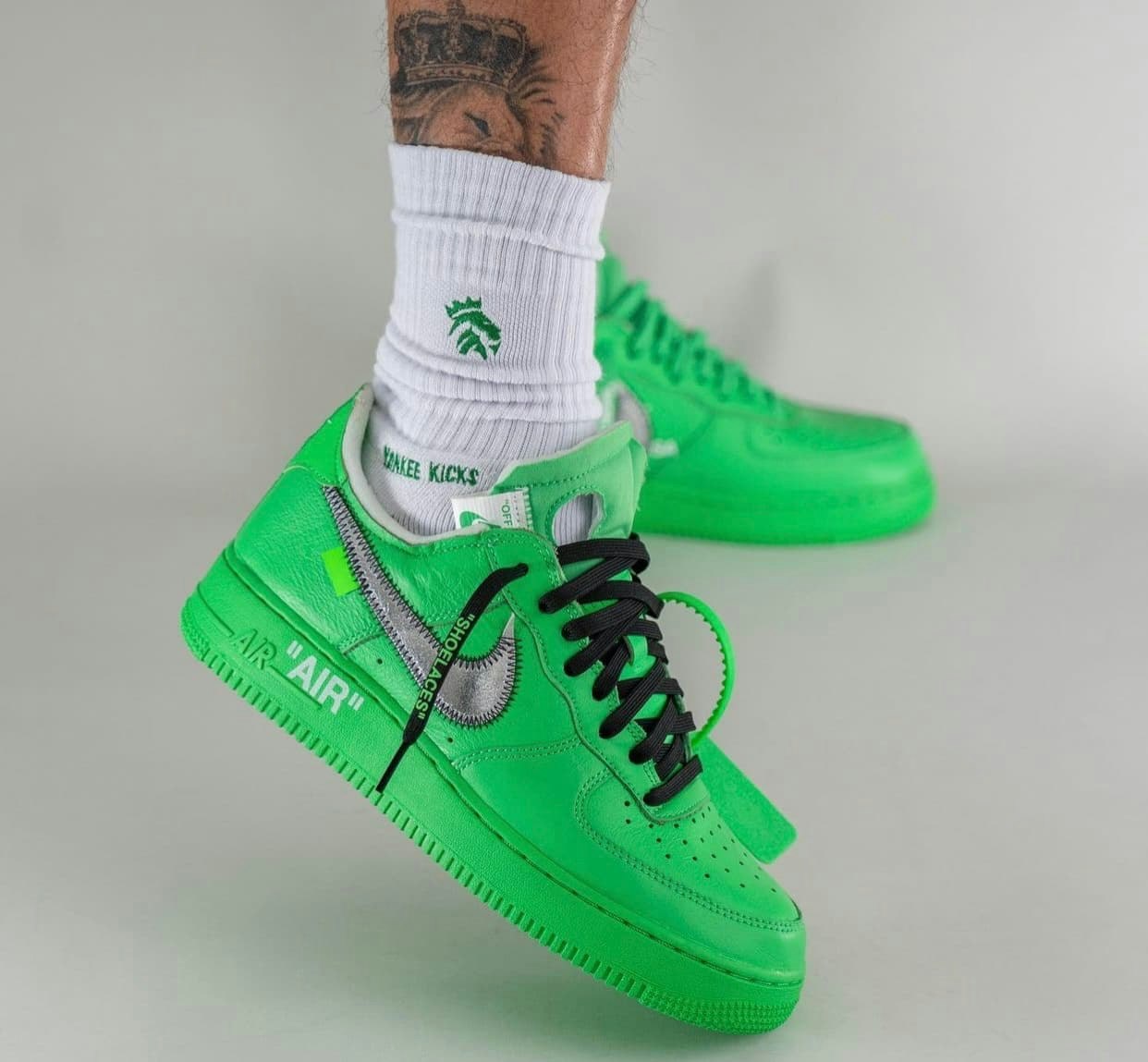 Off-White x Nike Air Force 1 Low "Green" 