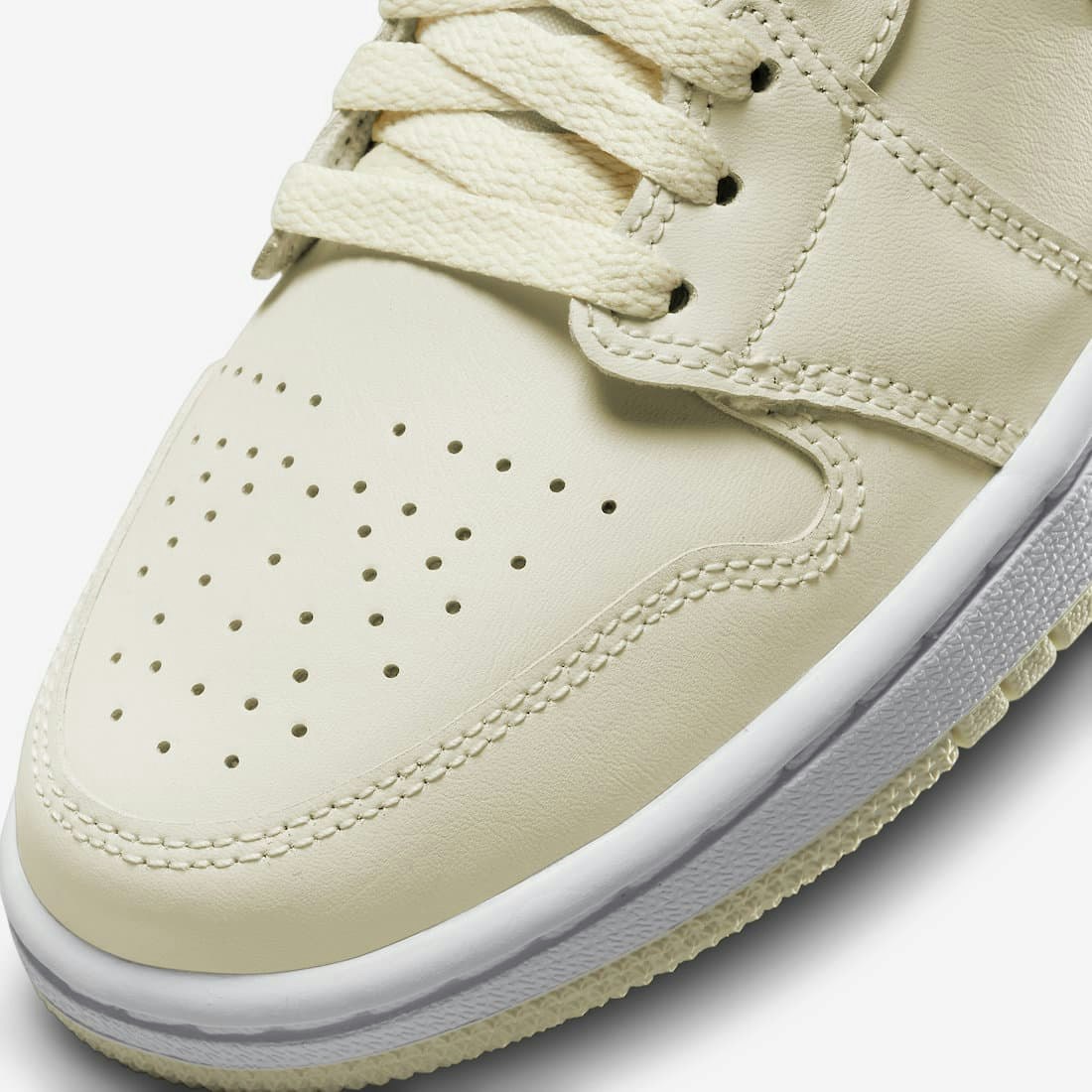 Air Jordan 1 Low “Coconut Milk”