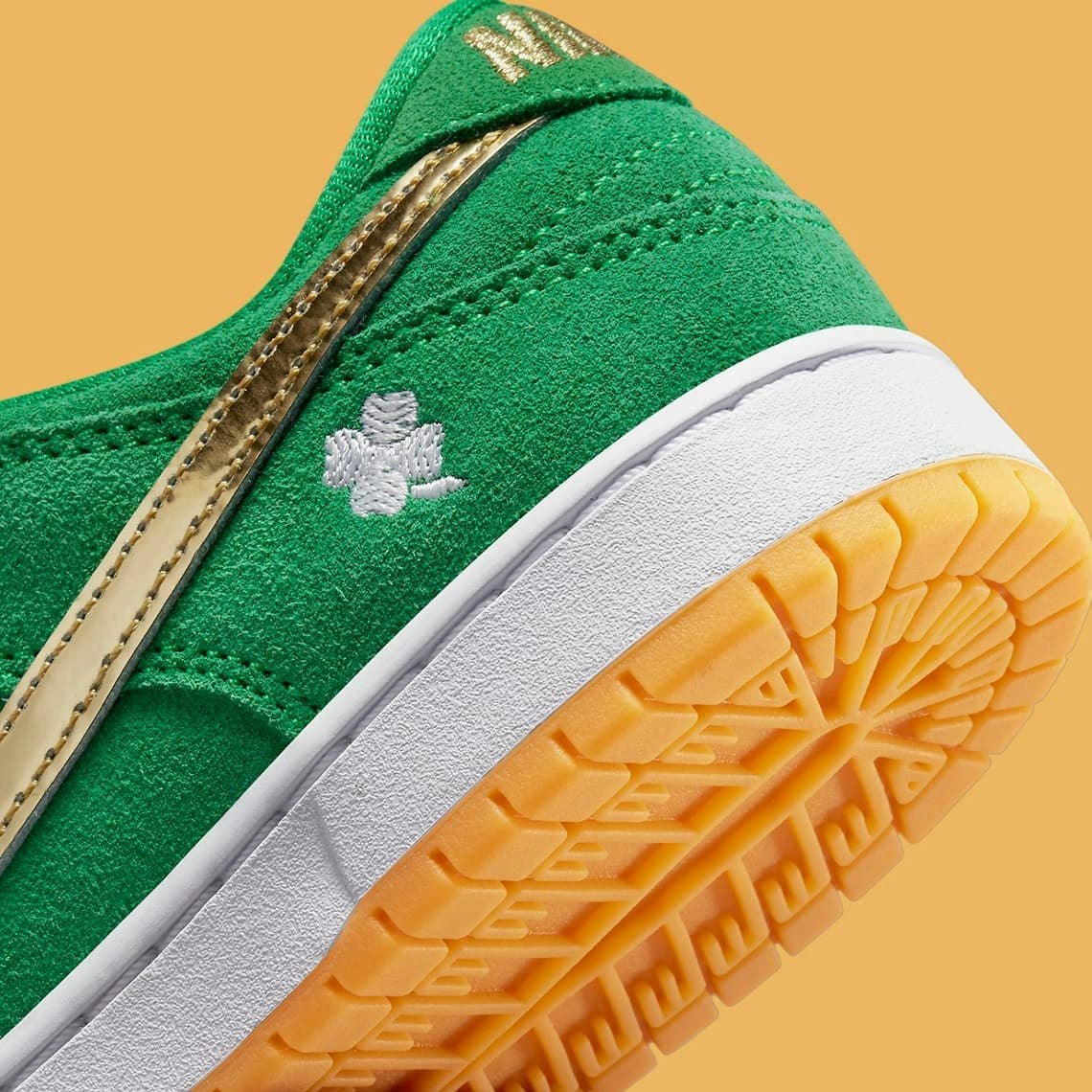 Nike SB Dunk Low Pro "St. Patricks Day"