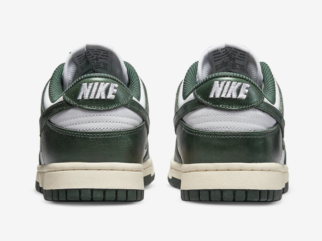 Nike Dunk Low "Vintage Green"