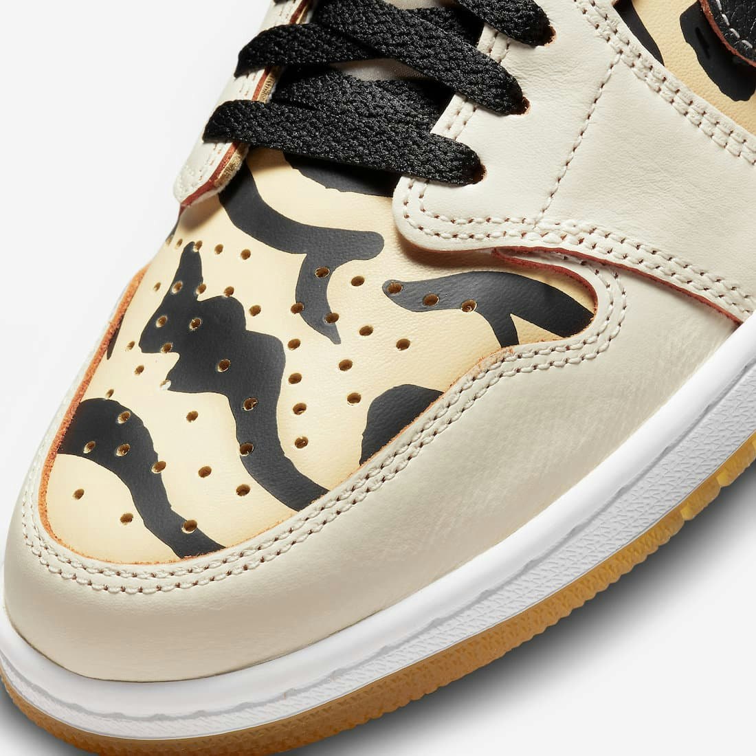 Air Jordan 1 Low OG "Chinese New Year"