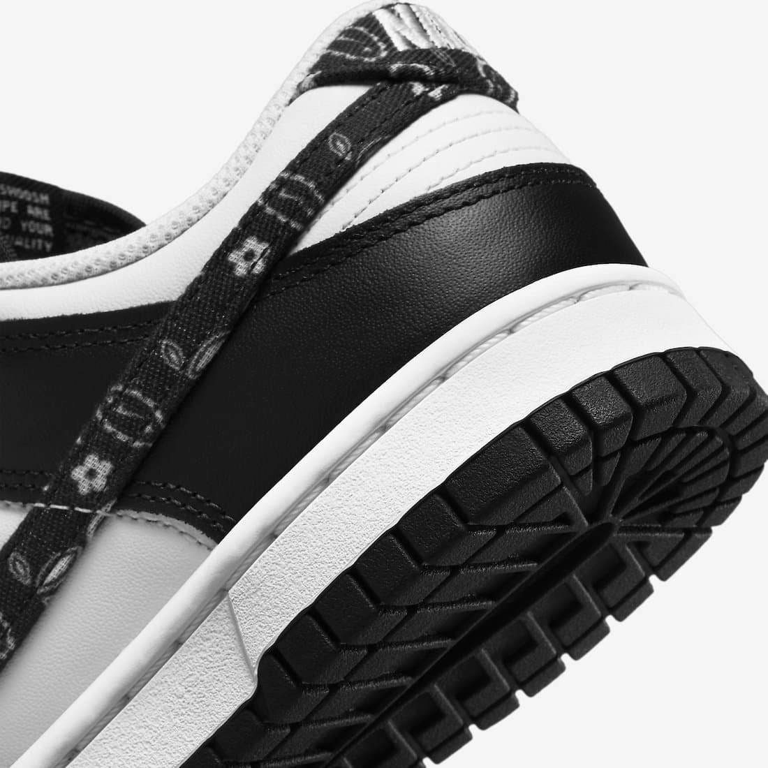 Nike Dunk Low "Black Paisley"