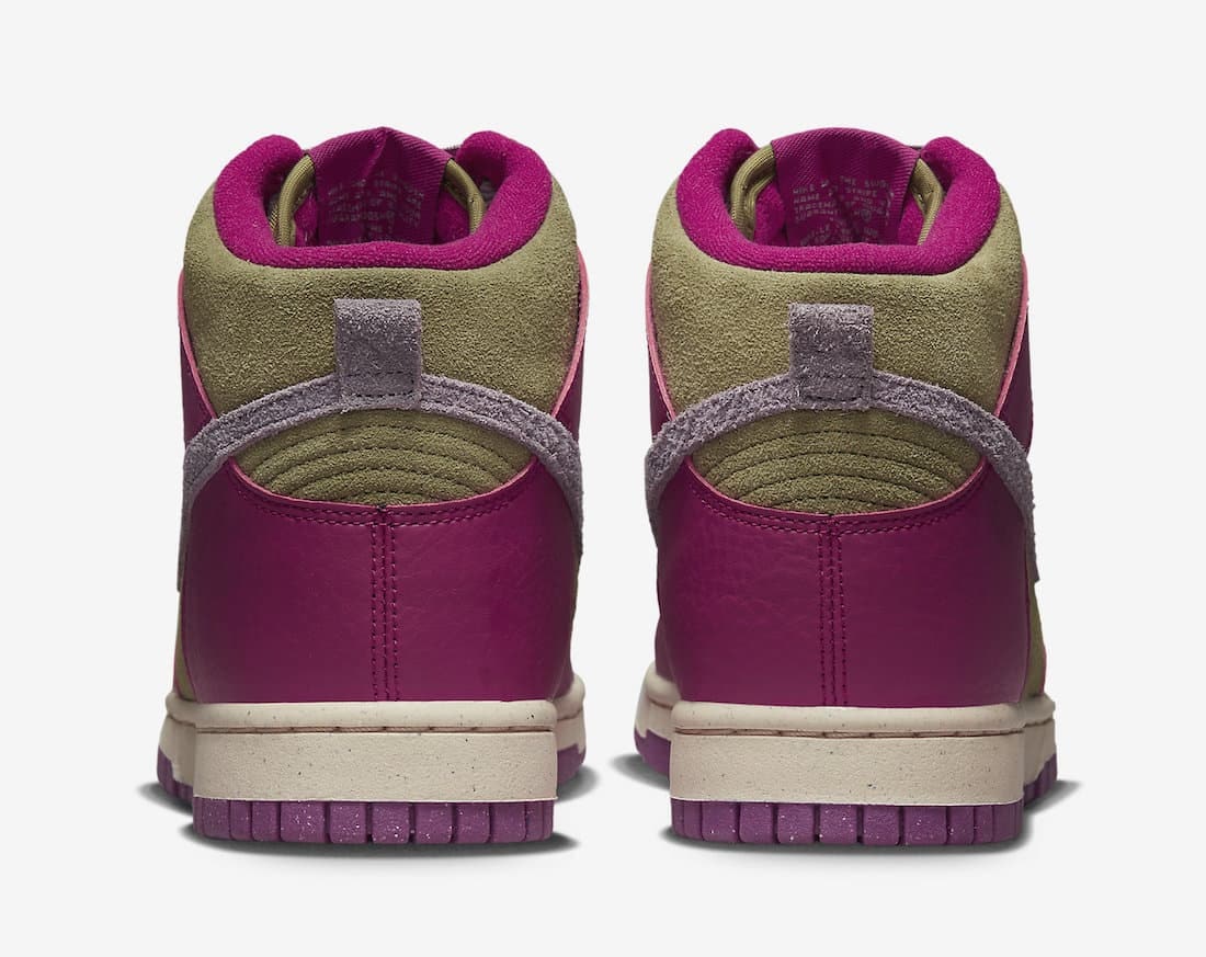 Nike Dunk High "Dynamic Berry"