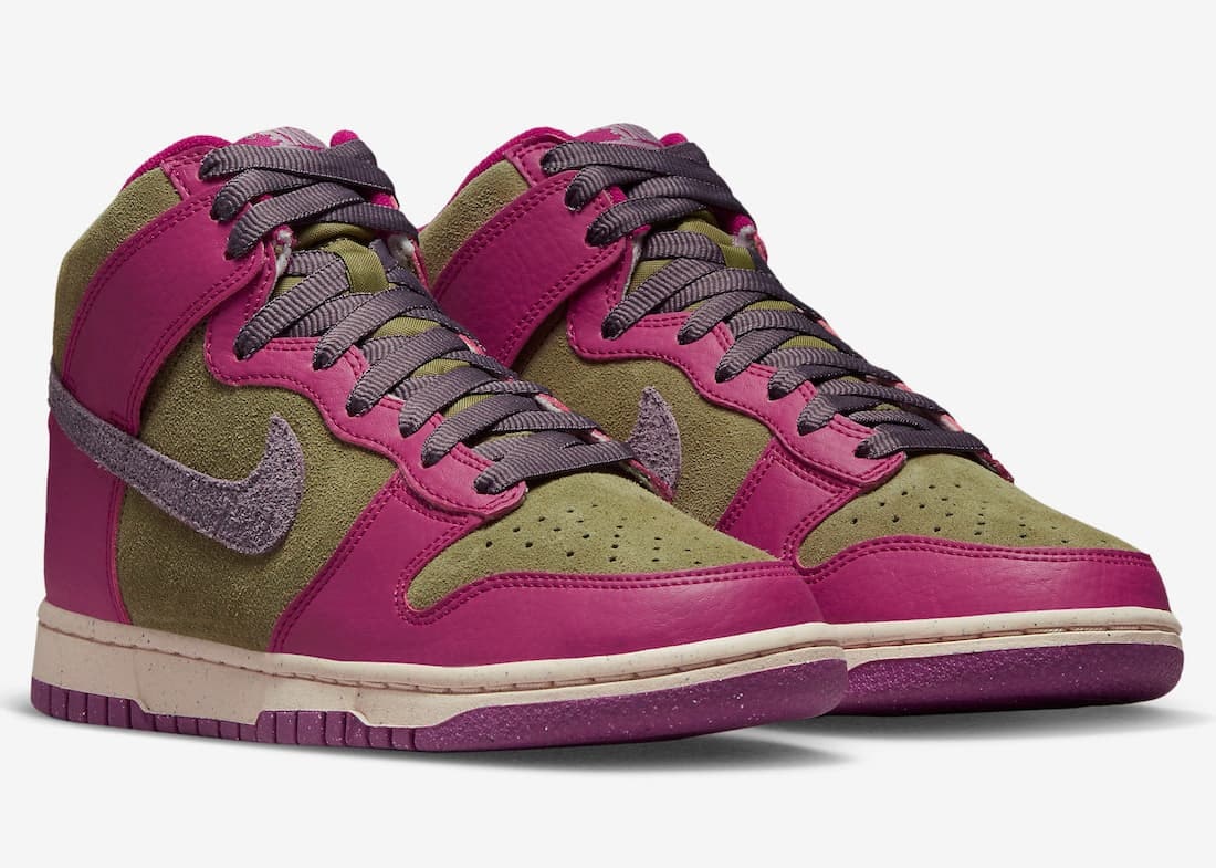 Nike Dunk High "Dynamic Berry"