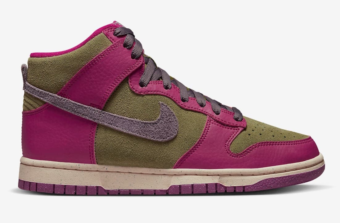 Nike Dunk High "Dynamic Berry"