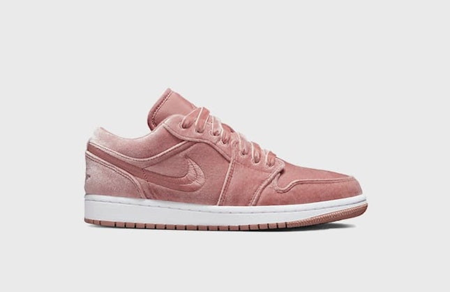 Air Jordan 1 Low "Pink Velvet"
