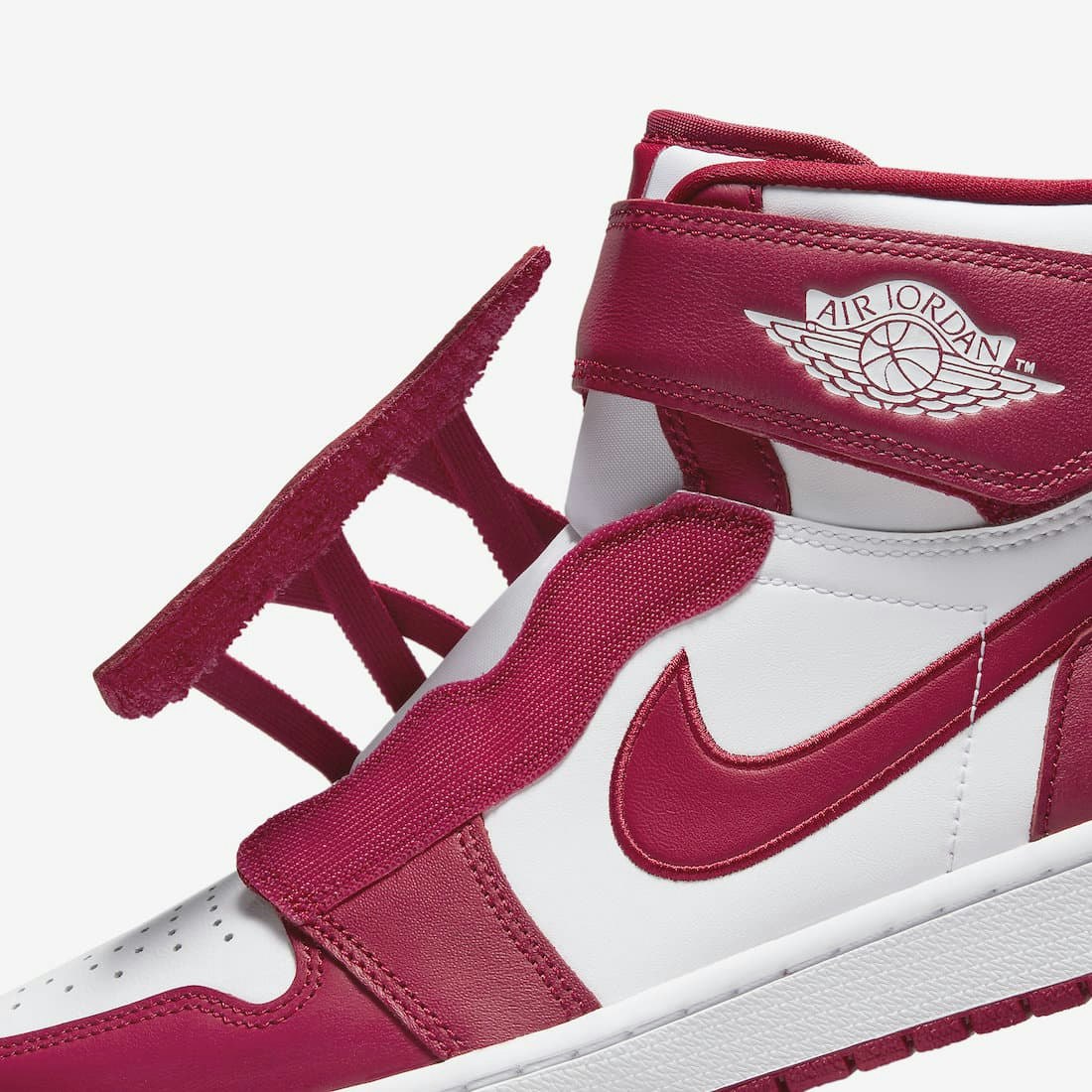 Air Jordan 1 FlyEase „White/Pink“