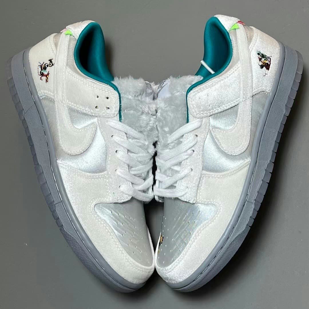 Nike Dunk Low "Ice"