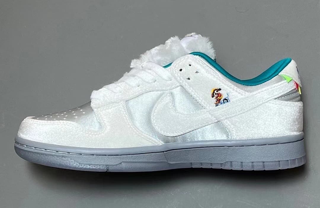 Nike Dunk Low "Ice"