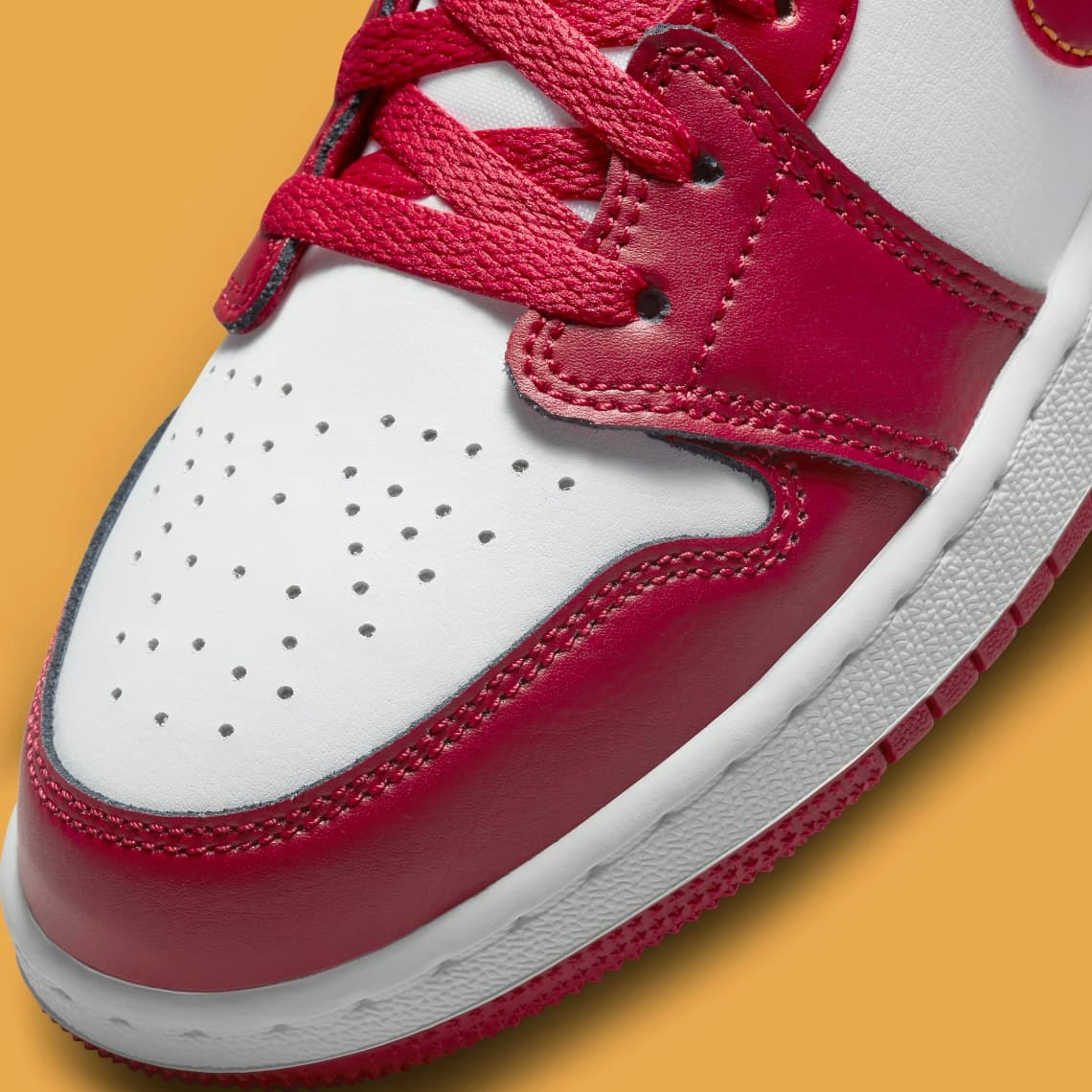 Air Jordan 1 Low "Cardinal"