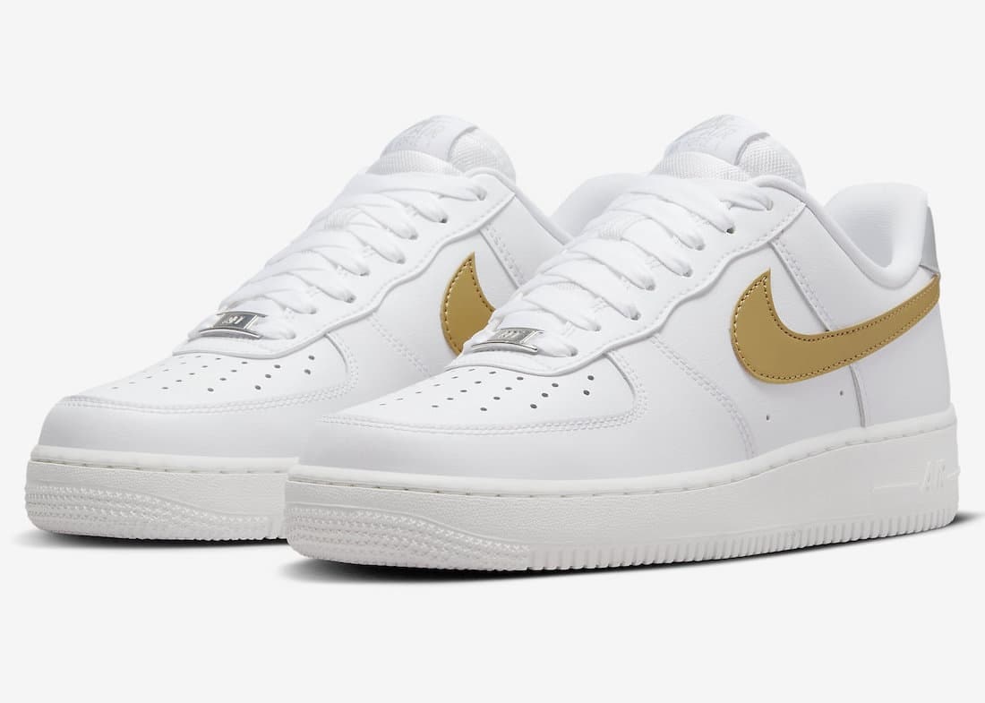 Nike Air Force 1 Low "Metallic Gold"