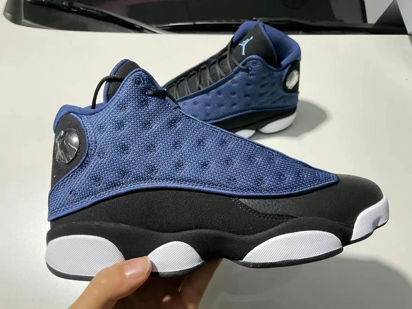 Air Jordan 13 "Brave Blue"