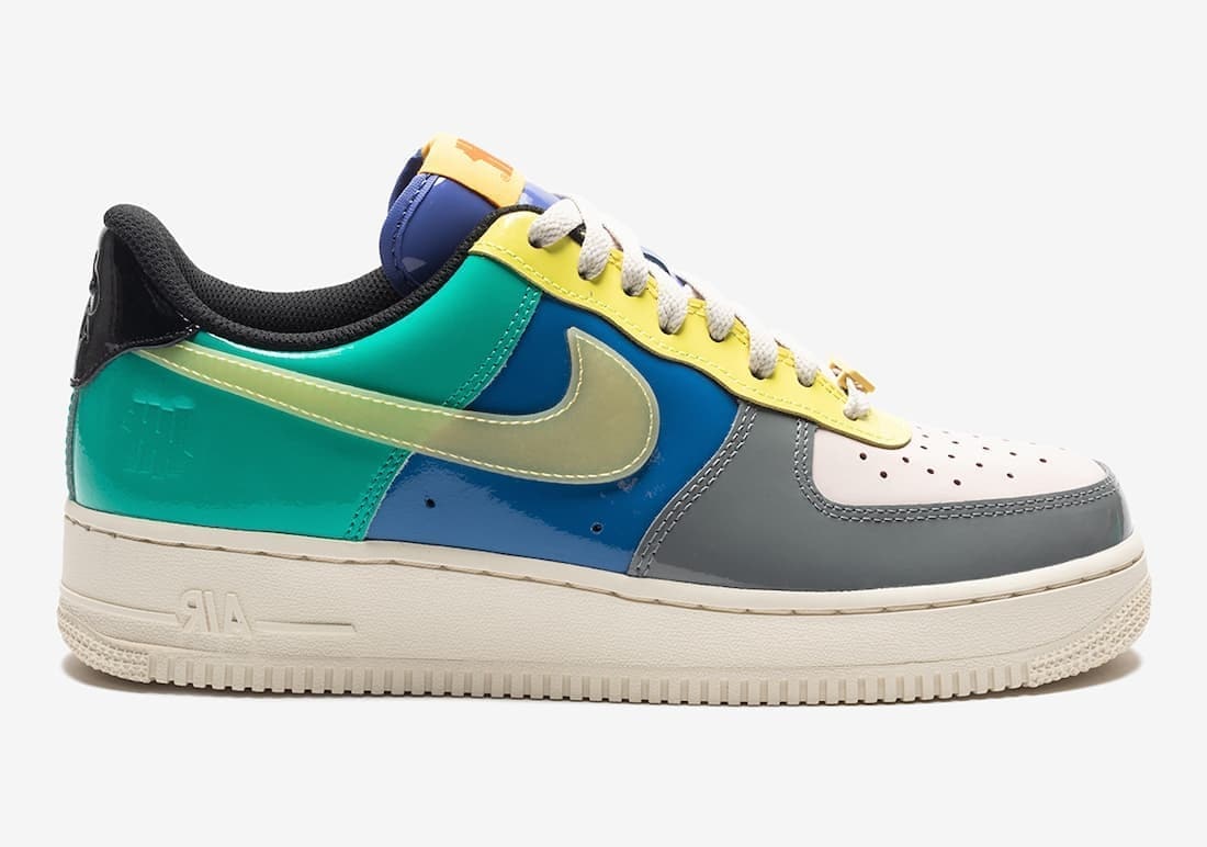 Undefeated x Nike Air Force 1 Low "Green Tail"