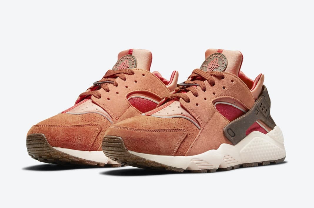 Nike Air Huarache “Turf Orange”