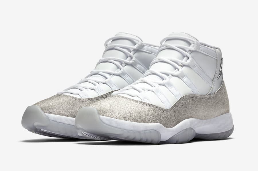 Air Jordan 11 Wmns “Metallic Silver”