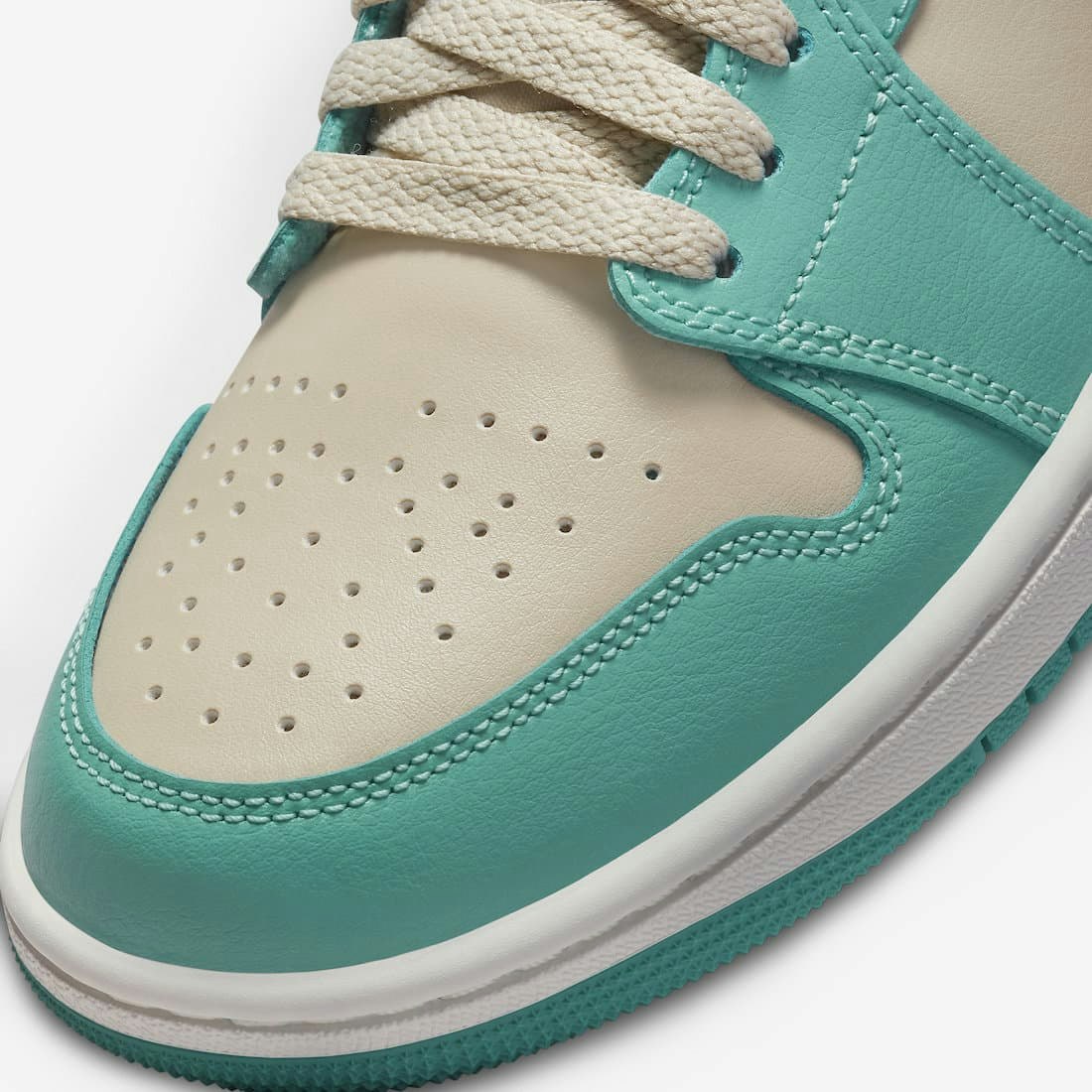 Air Jordan 1 Low "Tropical Teal"