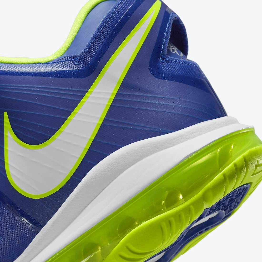 Nike LeBron 8 V2 Low “Sprite”