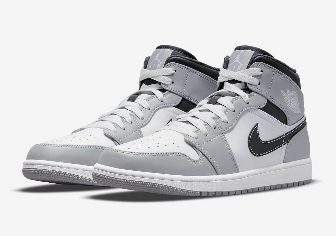 Air Jordan 1 Mid "Light Smoke Grey"