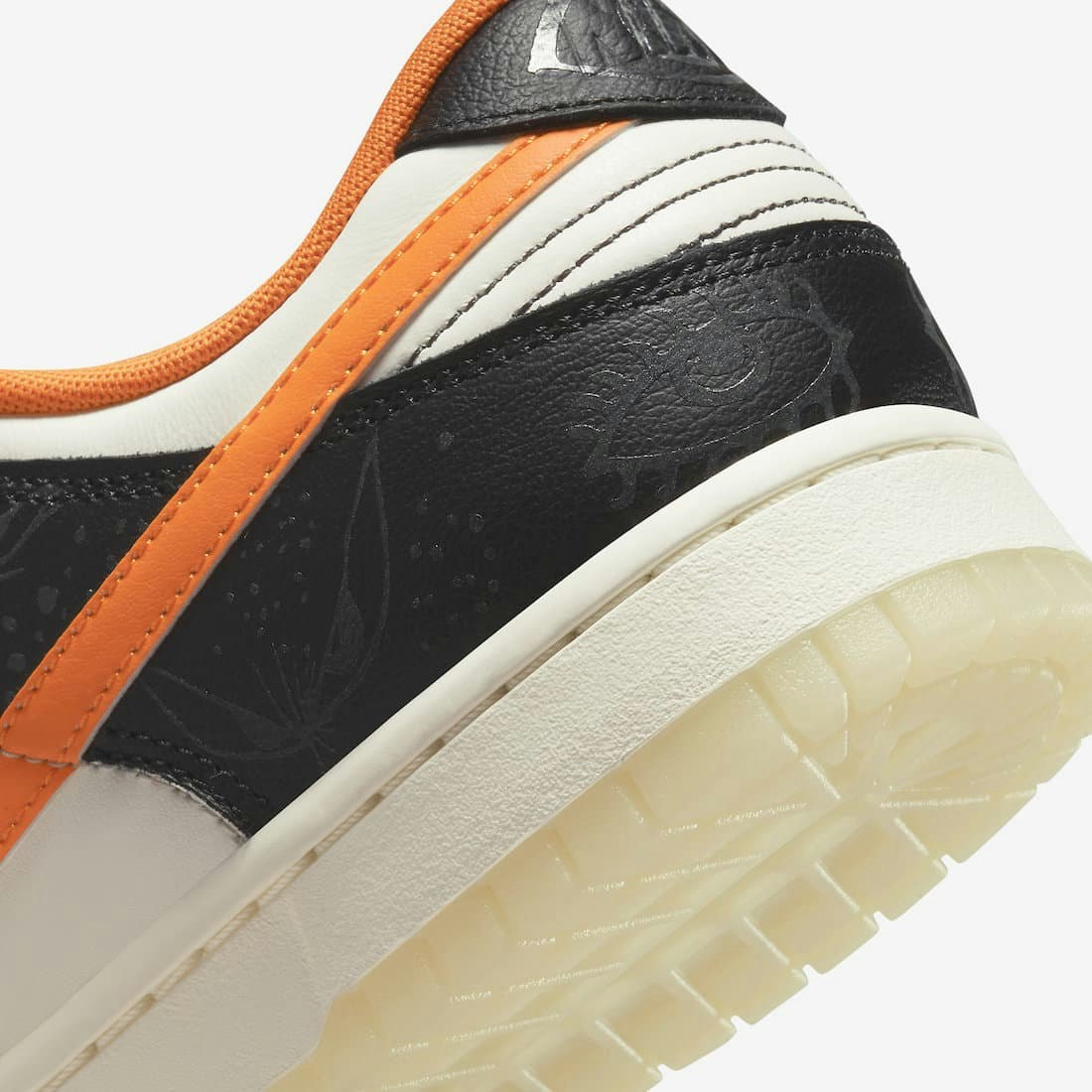 Nike Dunk Low “Halloween”