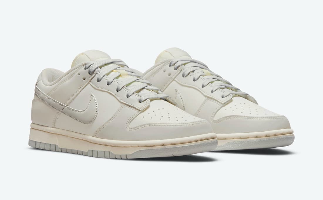 Nike Dunk Low “Light Bone”