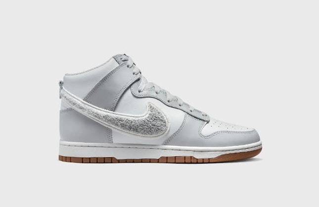 Nike Dunk High "Chenille Swoosh" (White/Grey) Nike Dunk High "Chenille Swoosh" (White/Grey)