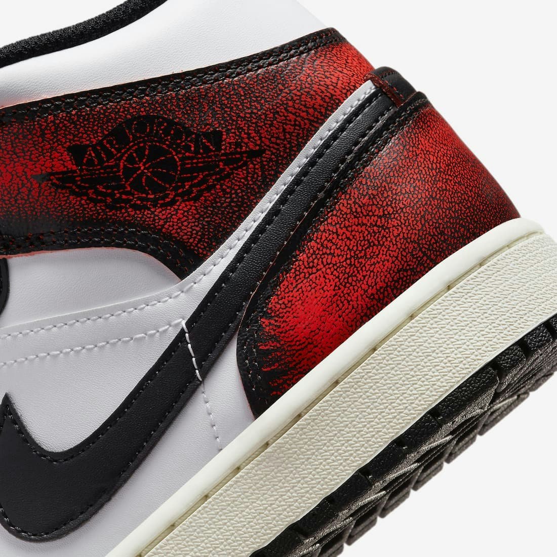 Air Jordan 1 Mid "Wear Away"