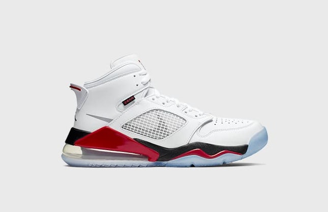 Air Jordan Mars 270 "Fire Red"