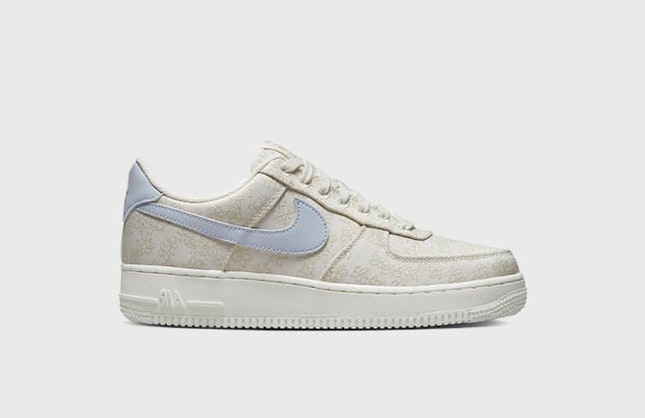 Nike Air Force 1 Low "Flower"