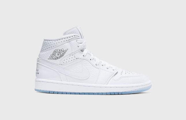 Air Jordan 1 Mid "Unite Totale"