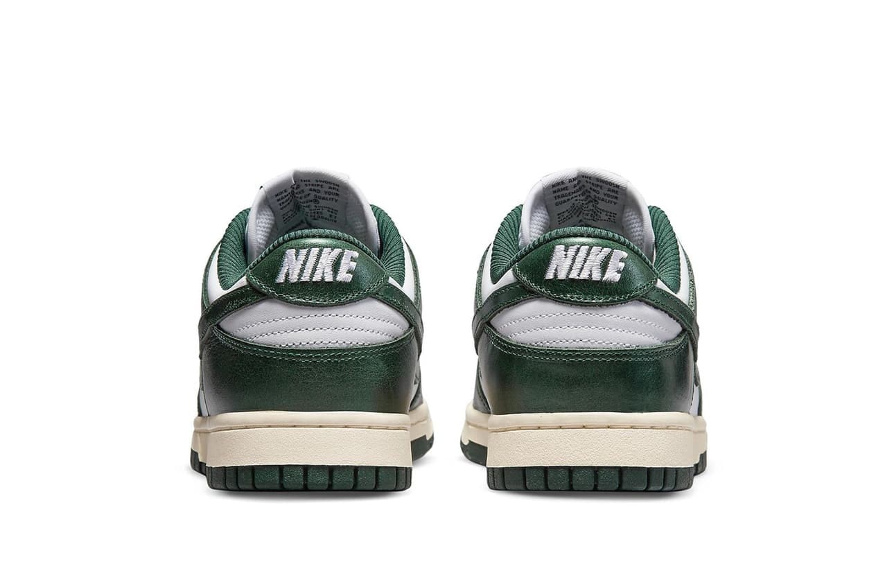 Nike Dunk Low "Vintage Green"