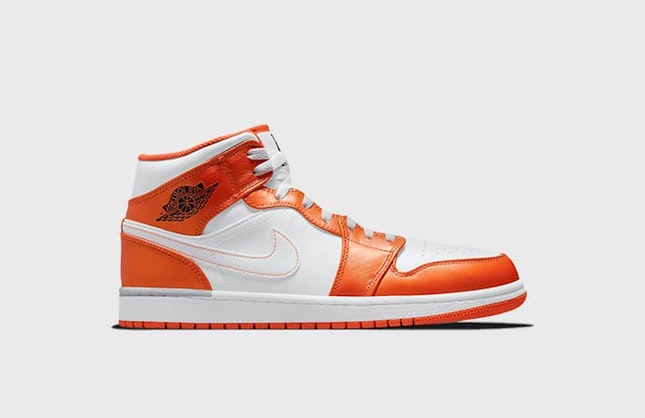 Air Jordan 1 Mid “Syracuse”