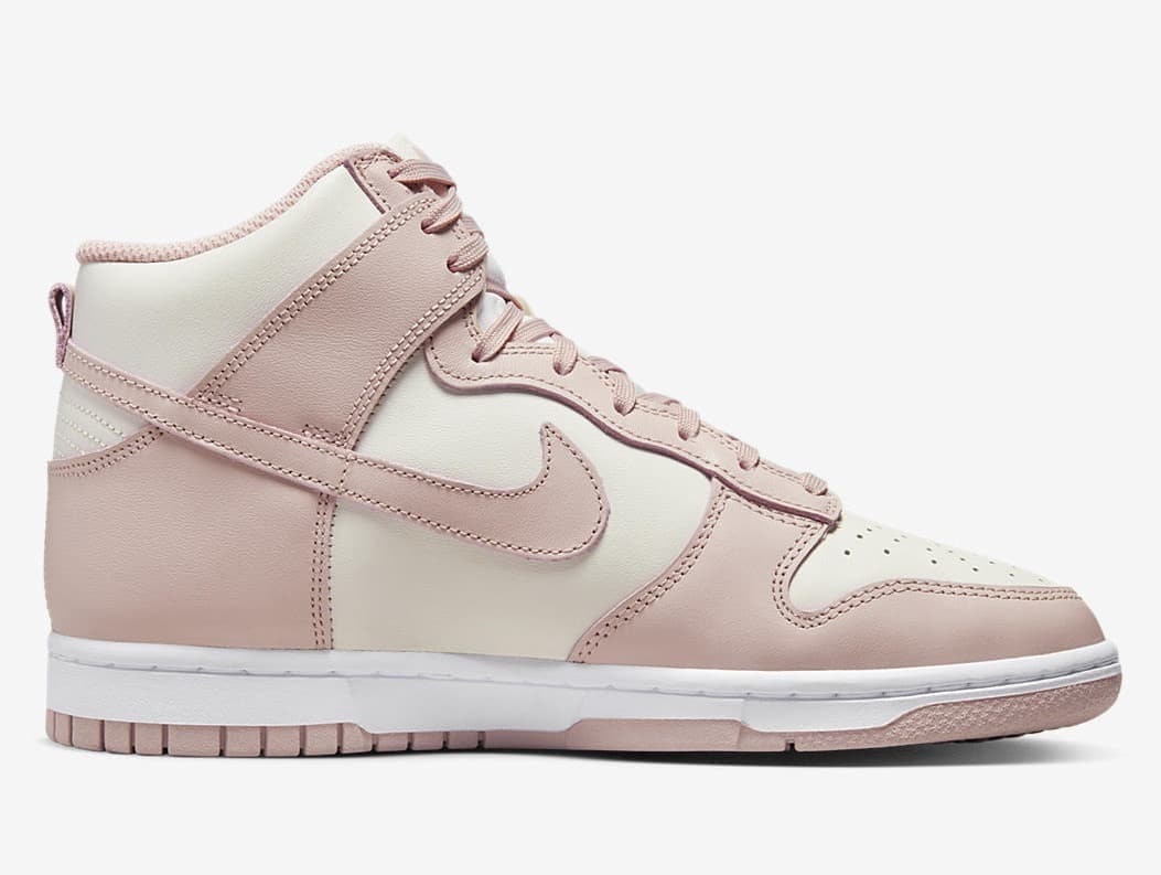 Nike Dunk High "Pink Oxford"