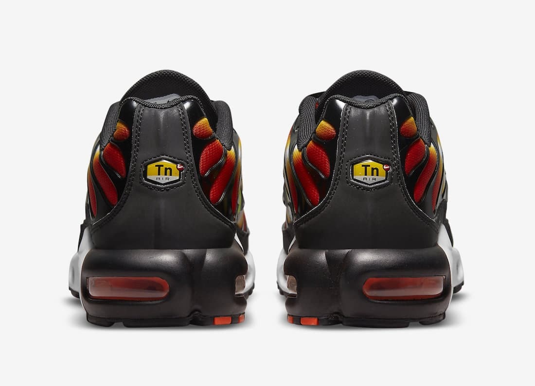 Nike Air Max Plus “Sunset Gradient”