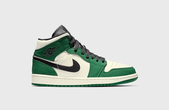 Air Jordan 1 Mid SE “Pine Green”