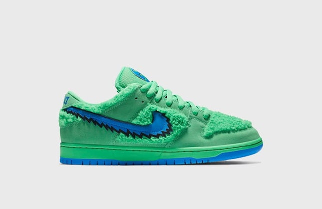 Grateful Dead x Nike SB Dunk Low "Green Bear"