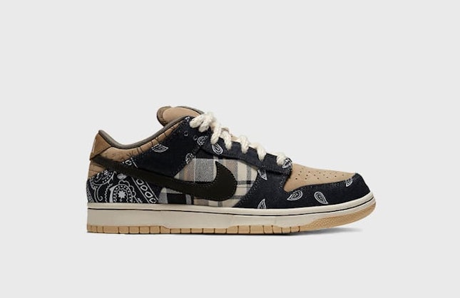 Travis Scott x Nike SB Dunk Low "Parachute Beige"