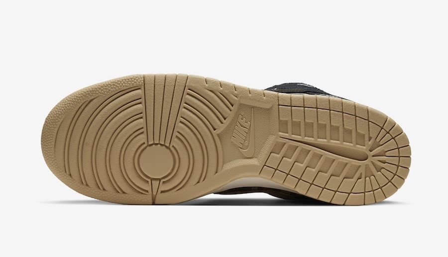 Travis Scott x Nike SB Dunk Low "Parachute Beige"