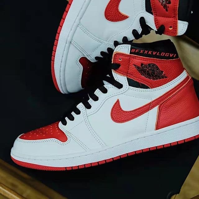 Air Jordan 1 High OG “Heritage”