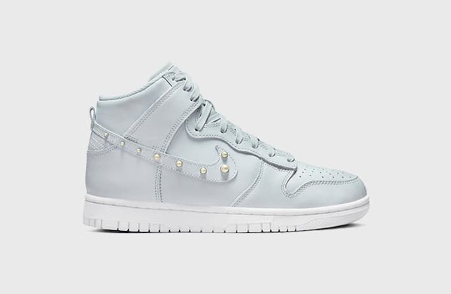 Nike Dunk High "Pearl-Studded" Nike Dunk High "Pearl-Studded"