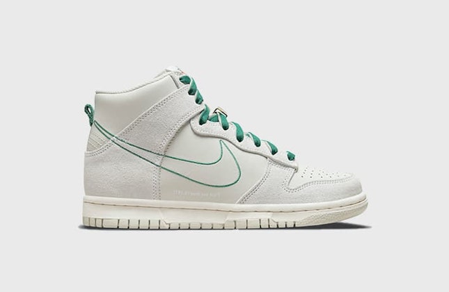 Nike Dunk High “First Use” (Sail)